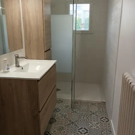 Maison *